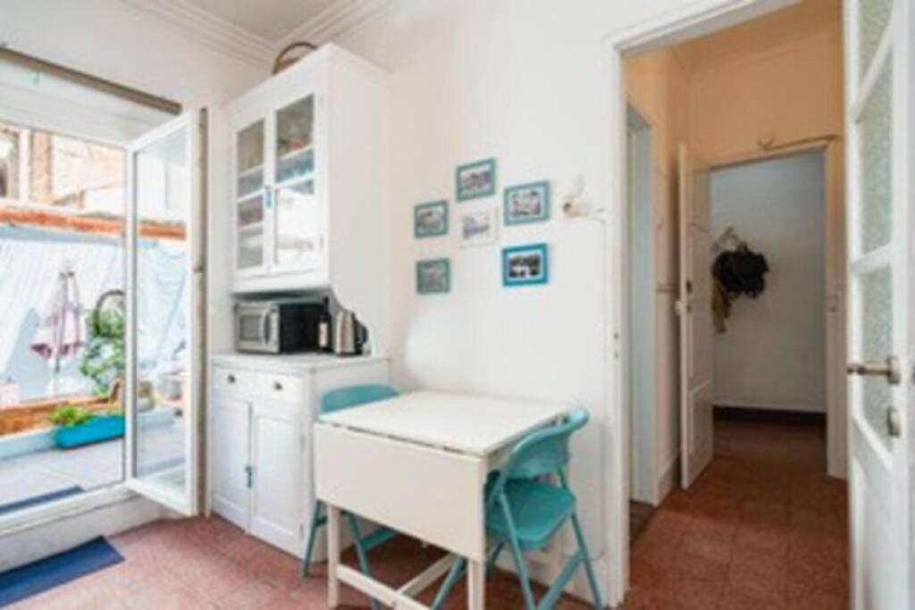 Blue Vintage House Apartment เซตุบาล ภายนอก รูปภาพ
