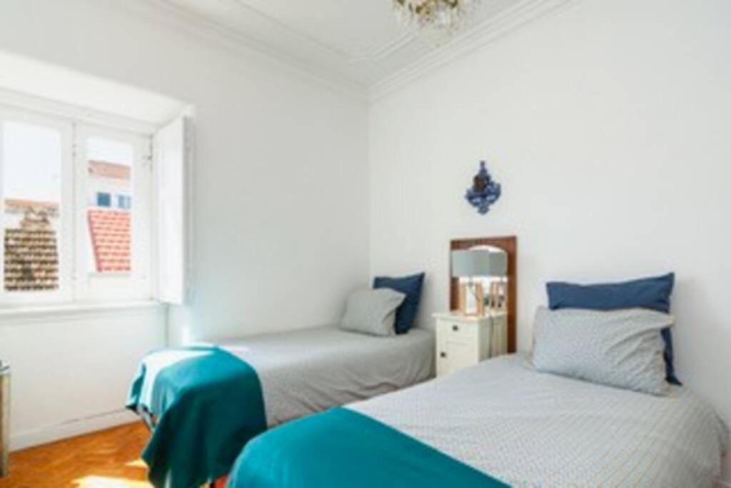 Blue Vintage House Apartment เซตุบาล ภายนอก รูปภาพ